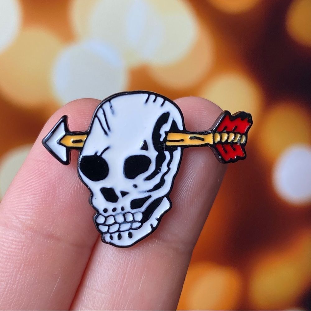 Skull Arrow Struck Enamel Pin/ Brooch Lapel